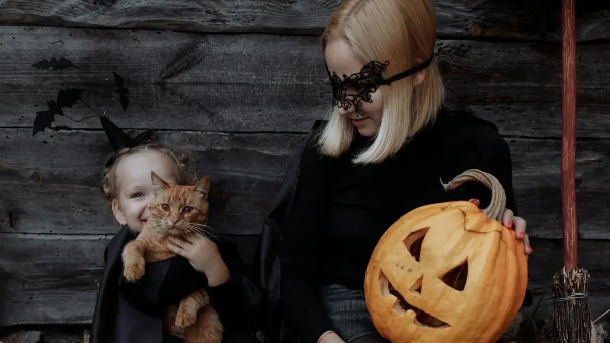 Jak ubrać dziecko na Halloween? Pomysły na przebrania i praktyczne wskazówki