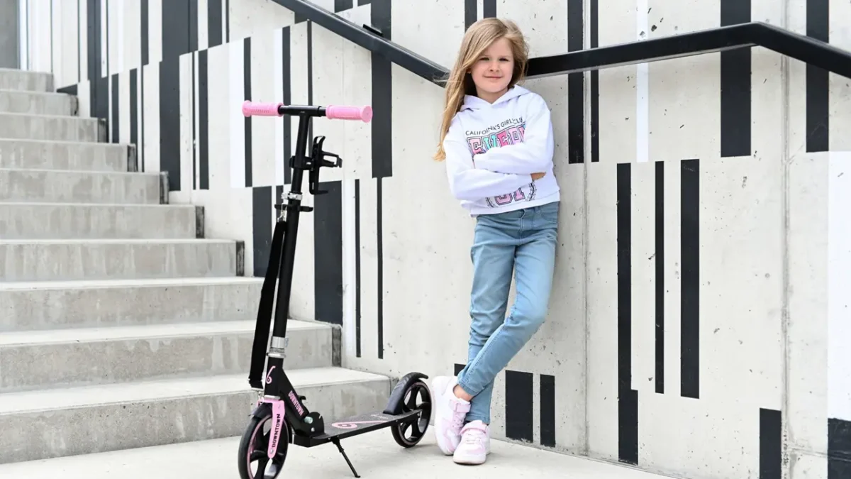 Na jakim etapie rozwoju wybrać hulajnogę dla dziecka?